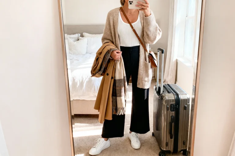 Airport Outfit Ideas for Long Flights That Make Comfort Look Effortless