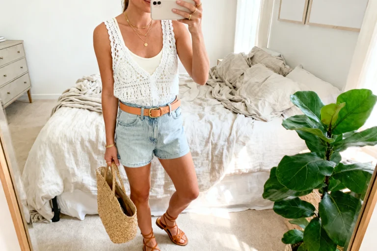 5 Crochet Top Outfit Ideas for an Effortlessly Cool Summer You’ll Wear on Repeat